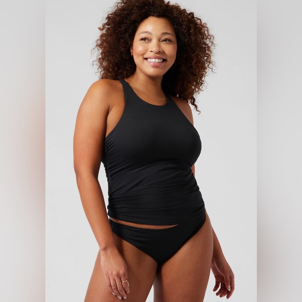 NWT Athleta Maldives High Neck Tankini Swim Top size 34B/C Black